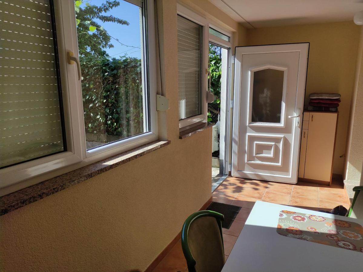 Apartment Valenta Porec Exterior photo